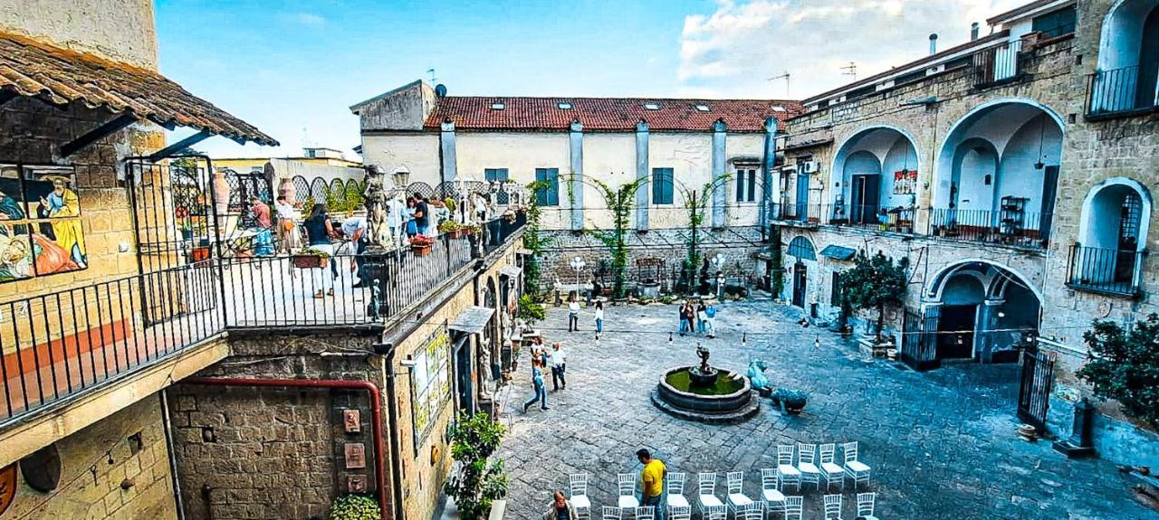 Palazzo Capece Apartment Caivano ภายนอก รูปภาพ